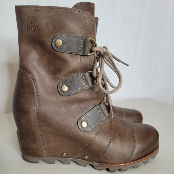 Sorel Brown Waterproof Distressed Leather Lace-Up City Wedge Boot - Size 8 - Picture 2 of 15